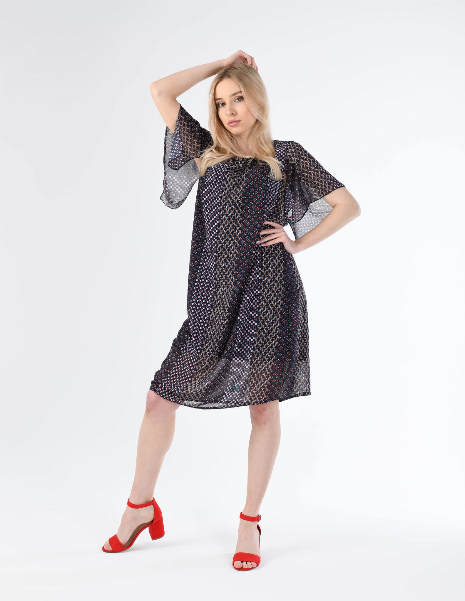 Szyfonowa sukienka Agnieszka LEMA z majestatycznymi rękawami M-3XL - wzór geometryczny